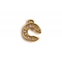 Bogstav m/zirkonia, C, 10x8 mm, forgyldt med 18K guld, 1 stk.