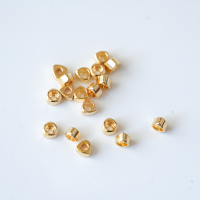 Mellemled, trekant 1.7*3mm, FG, 20 stk.‌