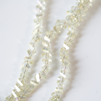 Zirkon,Trekantet rombe，4mm/32cm，Hel Streng - Lysegul